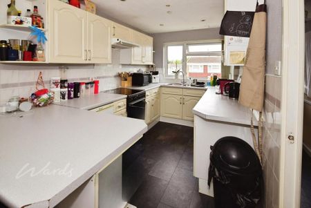 2 bedroom apartment to rent - Photo 4