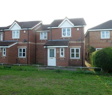 Semi-detached house to rent on - Photo 1