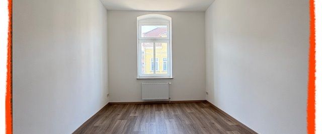 2-Zimmer-Wohnung, NEU RENOVIERT, zu vermieten! Garage bzw. PKW-Stellplatz im Hof möglich - Foto 1