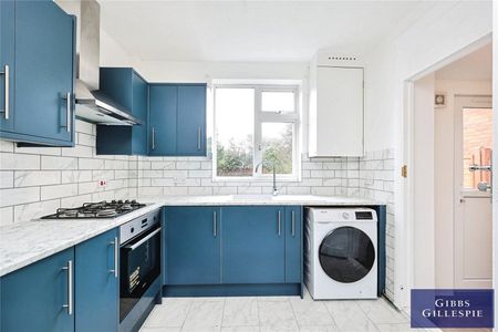 4 Bedroom House to rent - Photo 2