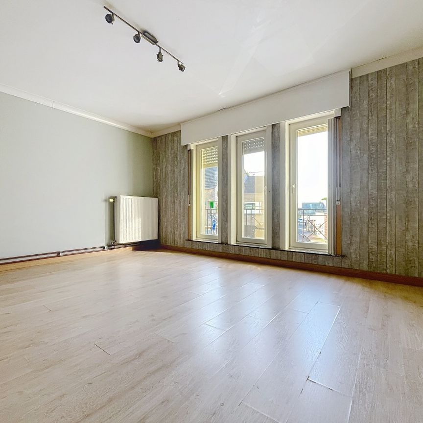 Gezellige Gezinswoning met drie slaapkamers in Meulebeke! - Photo 1