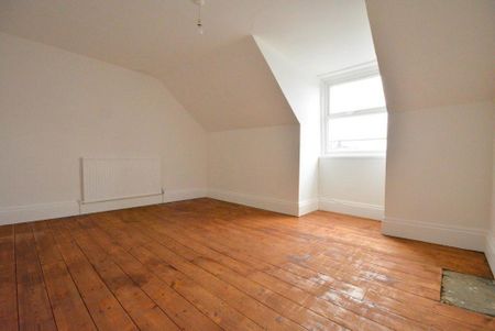 2 bedroom maisonette to rent - Photo 3