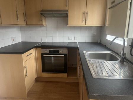 2 bedroom terraced house to rent - Photo 3