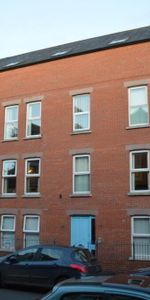 Apt 6-2a Eglantine Gardens, Belfast, BT9 6EZ - Photo 4