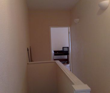 Room in a Shared House, Haydn Road, NG5 - Photo 1