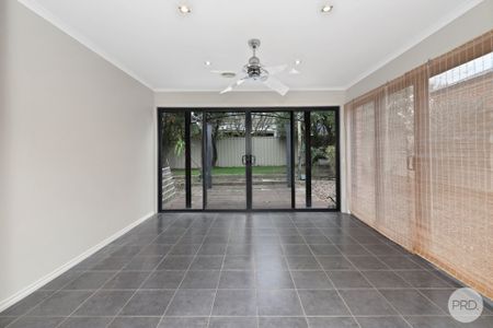 REFRESHED THREE BEDROOM HOME + STUDY IN COSY CANADIAN ESTATE - Photo 2