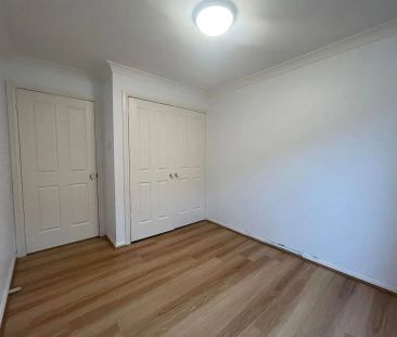 “Lovely 3-Bedroom Family Home with ensuite” - Photo 6