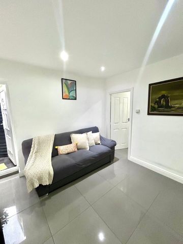 Studio Flat, Sylvia Gardens, HA9 - Photo 5