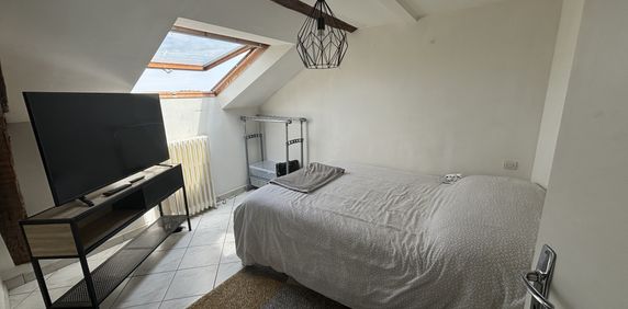 Location Appartement 2 pièces 39m² SABLE SUR SARTHE 72300 - Photo 2