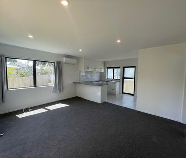 35B Tarata Crescent, Mangere Bridge, Auckland - Photo 5