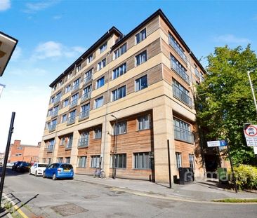 1 bedroom studio to rent - Photo 3