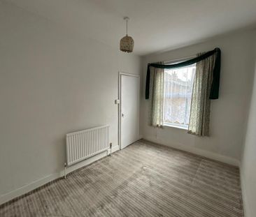 2 bedroom property to rent - Photo 3