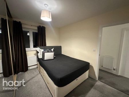 1 bedroom in a house share to rent - Photo 3