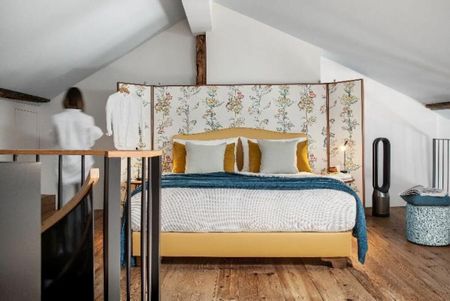 Fully equipped luxury apartments in a historic building in the city center - Foto 2