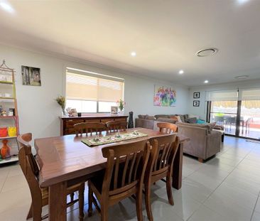 Exclusive living in the heart of Spring Farm- Water included! - Photo 5