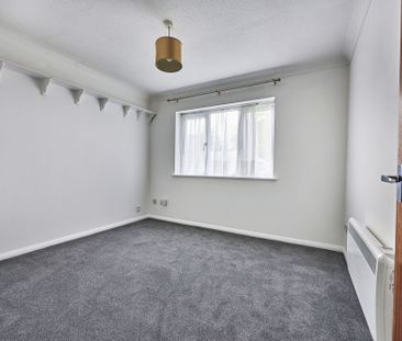 Available unfurnished from 18/12/2025 - Photo 5