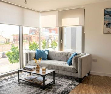 1 bedroom flat to rent - Photo 2