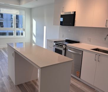 For Lease - 3250 Carding Mill Trail Unit# 213, Oakville, Ontario - Photo 6