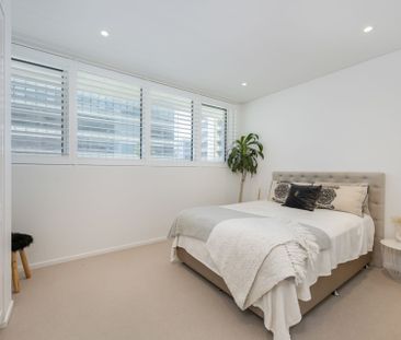 Honeysuckle Precinct on Newcastle Harbour – Live at Lume - Photo 1