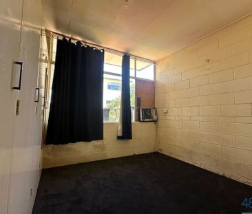 One Bedroom Unit in a Quiet & Private Location! - Photo 3