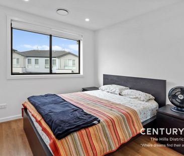 Modern Living Meets Ultimate Convenience - Photo 4