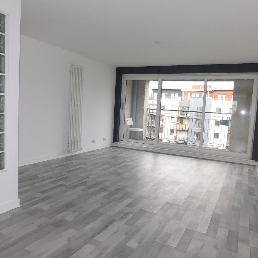 East Pilton Farm Crescent, Edinburgh, EH5 2GG - Photo 1