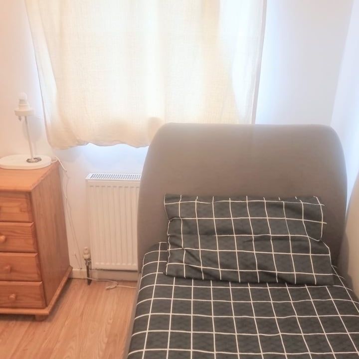 Room in a Shared Flat, Lairdale Close, SE21 - Photo 1