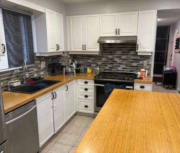 For Lease - 16 Wildercroft Avenue, Brampton, Ontario - Photo 4