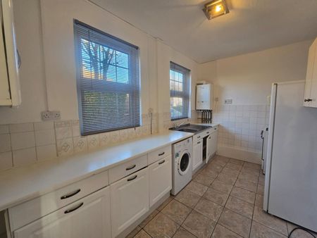 3 Bed Semi-Detached House, Rivulet Road, N17 - Photo 5