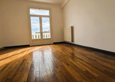 Appartement 2 pièces 54 m² avec 2 balcons à louer à Metz Gare, - Photo 4