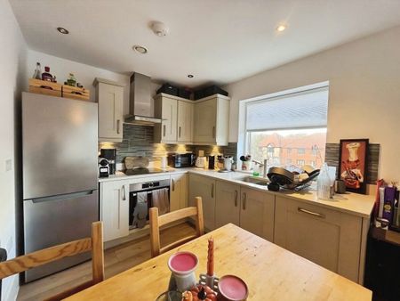 Bartholomew Court, NR1 1FS - Photo 4