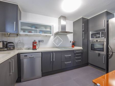 Luxury Villa for rent in San Antonio de Benagéber, Spain - Photo 4