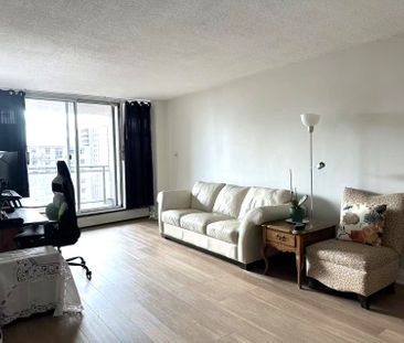 For Lease - 975 Warwick Court Unit# 1005, Burlington, Ontario - Photo 2