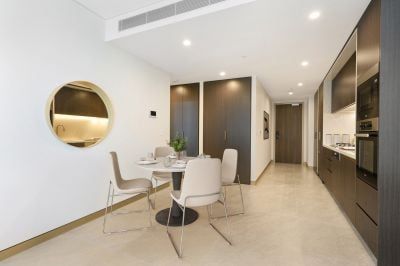 Modern One-Bedroom Apartment Above Mall '88' Offering Ultimate Convenience - Photo 3