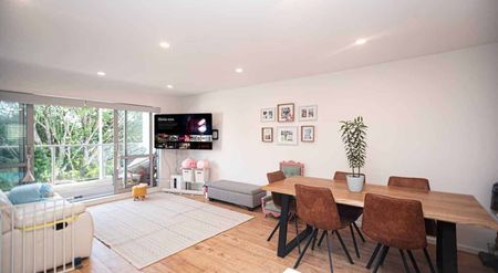 Ample Parking in Ormiston School Zone - Photo 3