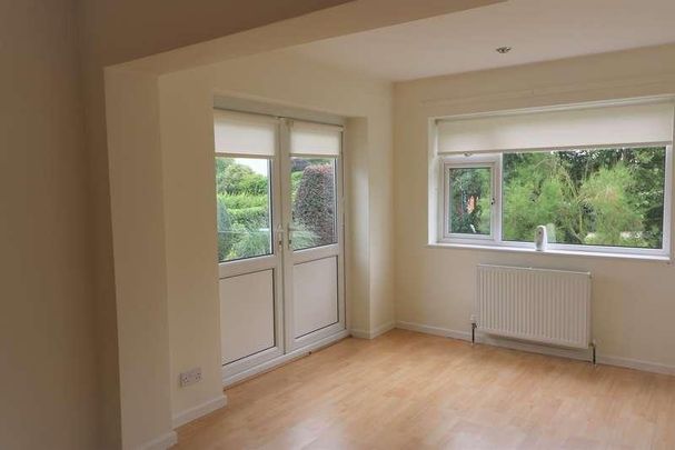 Hunters Rise, Kirby Bellars, LE14 - Photo 1