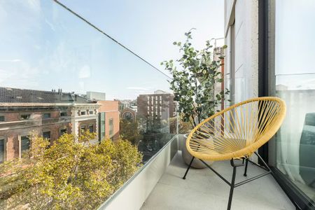 Carrer de Villarroel, Barcelona, Catalonia 08036 - Photo 5