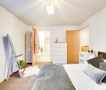 2 bedroom flat to rent - Photo 5