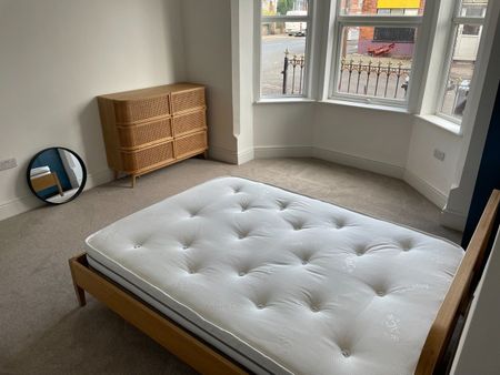 Room in a Shared House, Sneinton, NG2 - Photo 2