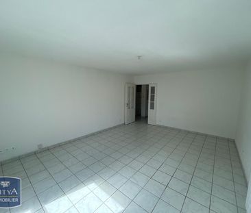 Location Appartement 4 pièces 82m² VILLEFRANCHE SUR SAONE 69400 - Photo 1