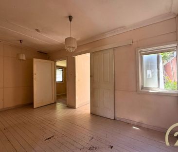 3 Bedroom Family Home&comma; Located in a Prime Location&excl; - Photo 1