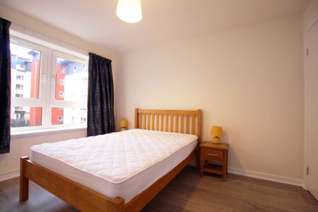 Whitehill Place, Dennistoun, Glasgow - Photo 4