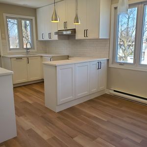 Ahuntsic, Beau 5 1/2 Ensoleillé! - Photo 2