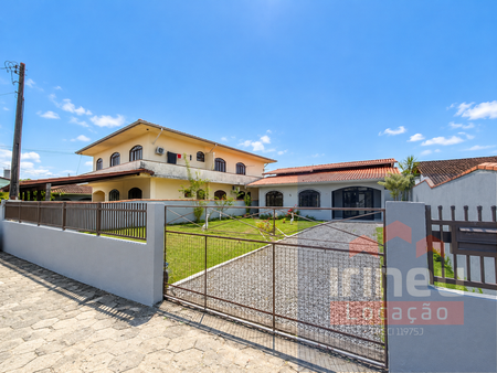 Ampla casa residencial com 3 quartos sendo 1 suíte e amplo quintal! - Photo 5
