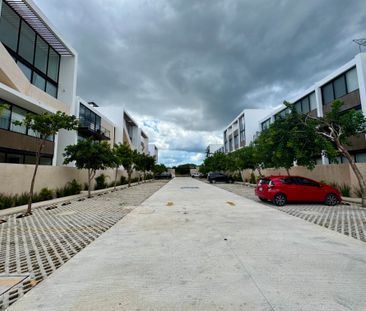 Mérida, Tablaje, Temozón Norte - Photo 1