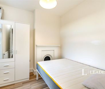 3 bedroom property to rent Gladstone Road, Watford, Hertfordshire, ... - Photo 1