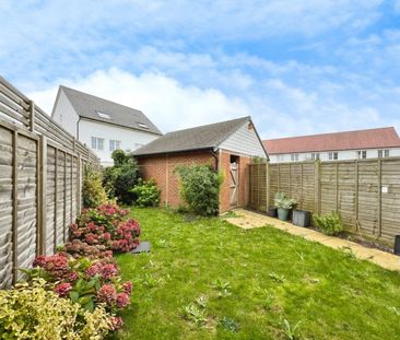 3 bedroom House To Let Total Size: 829 SQ FT - Photo 3