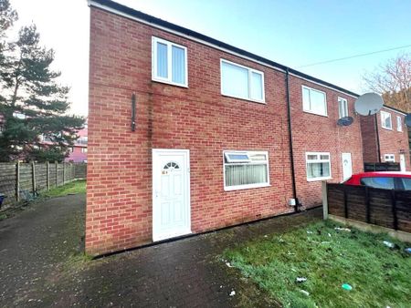 3 bedroom semi-detached house to rent - Photo 5