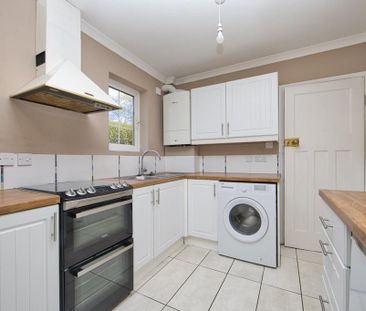 2 bedroom semi-detached house to rent - Photo 4