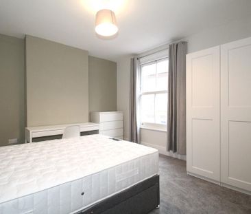 3 bedroom end of terrace house to rent - Photo 6